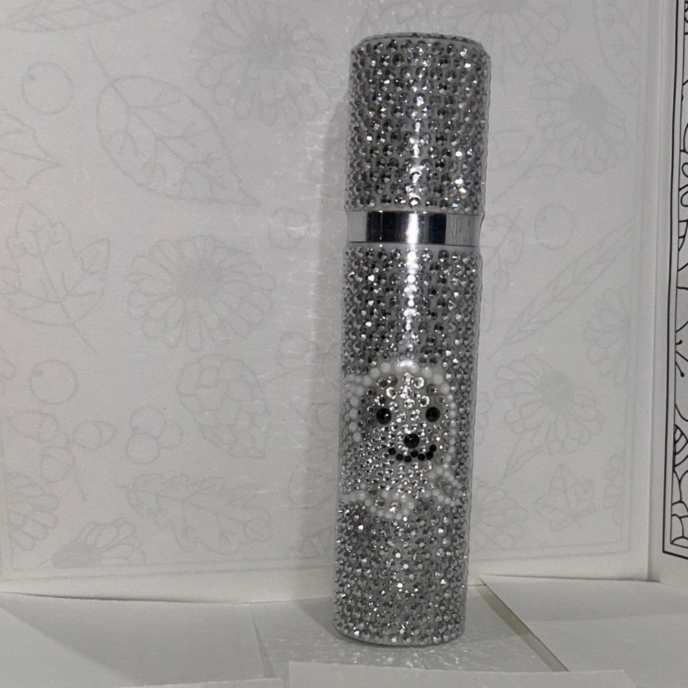 Prai Platinum Firm and Lift Serum. 50 ml. Sealed. NWT. Sparkly Bottle! 🩶✨